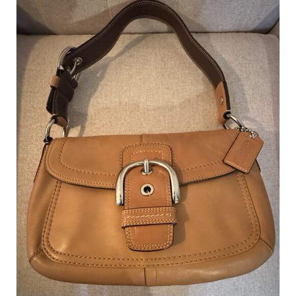 Coach F12305 Vintage Tan Soho Leather w/Buckle Shoulder Bag - Picture 1 of 15